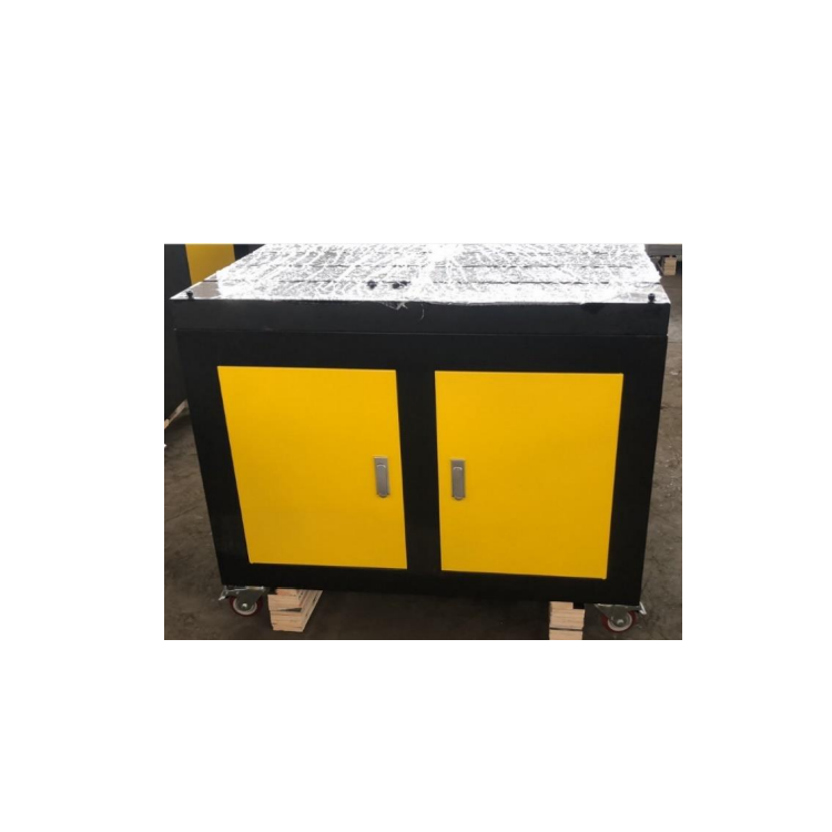 MESA DE TRABAJO PARA ROSCADOR (600X900MM)